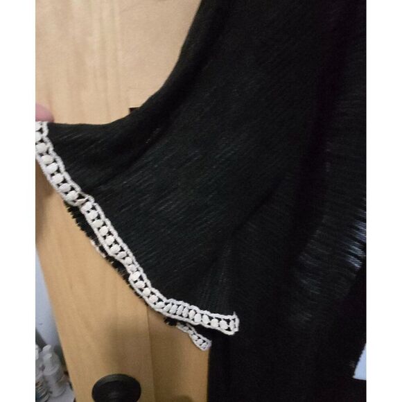 Vintage Starlet Black Cardigan With Lace Collar & Trim - Picture 3 of 9